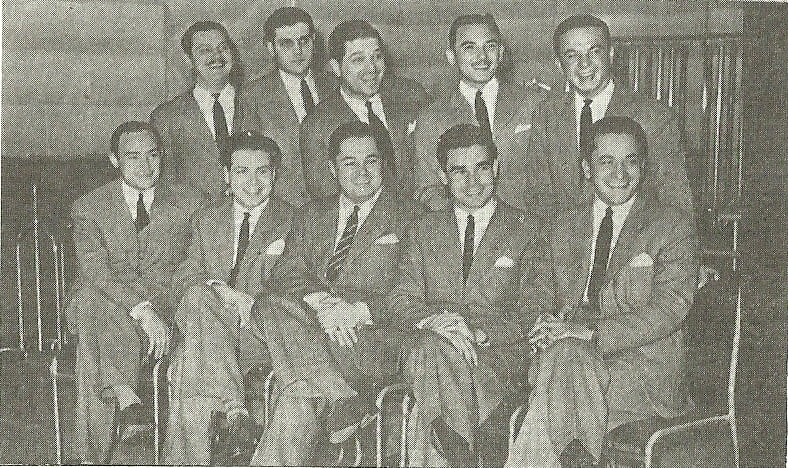 La orquesta de Aníbal Troilo. Arriba, a la derecha, el joven Ástor Piazzolla Troilo orquesta Piazzolla joven Fiorentino